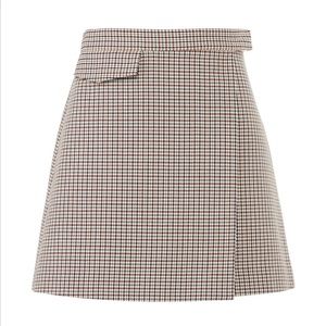 Theory plaid snap mini skirt. Size 2. Neutral colors. Brand new.